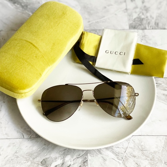 gucci 59mm shield sunglasses